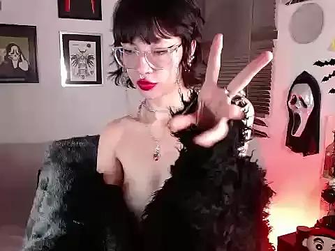 Arabella_Stone from StripChat is Freechat
