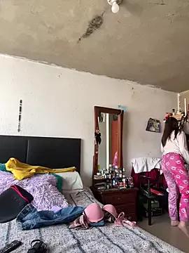Ari_cool from StripChat is Freechat