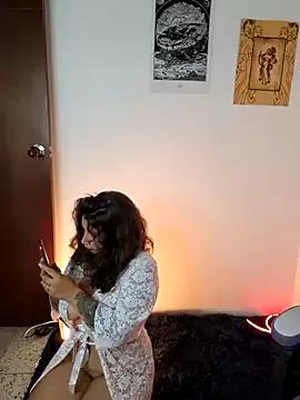 Aria_Bennett21 from StripChat