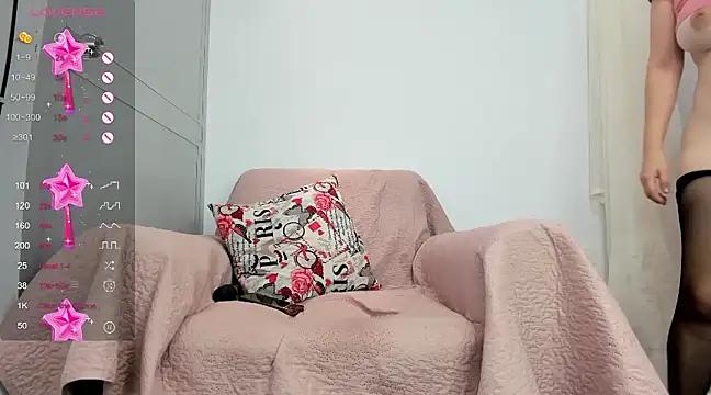 ariadna_cute_ from StripChat