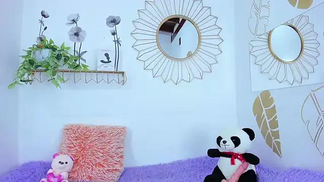 Ariadna_Evangeline from StripChat