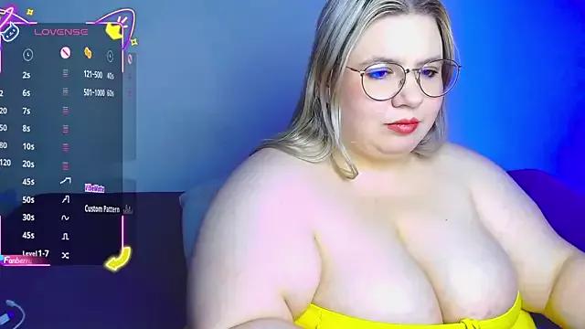 Ariakashi from StripChat