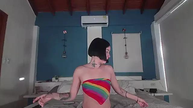 ariana-white- from StripChat is Freechat