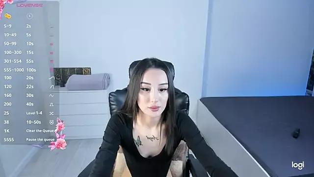 ariana_bambii from StripChat