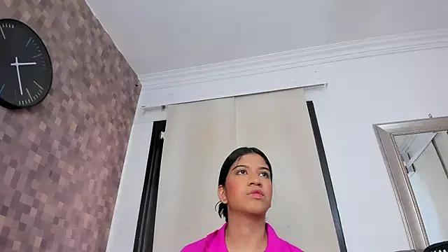 ariana_cardona from StripChat