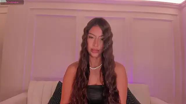 ArianaDumont from StripChat