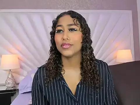 ArianaLewiis webcams show profile image 