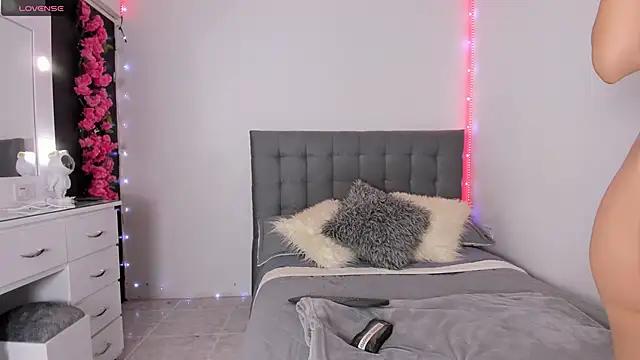 arianapoarch_1 from StripChat