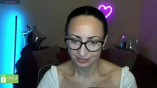Arianasweety23 from StripChat