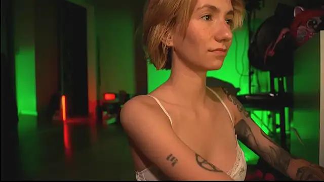 Arianna_Richi from StripChat