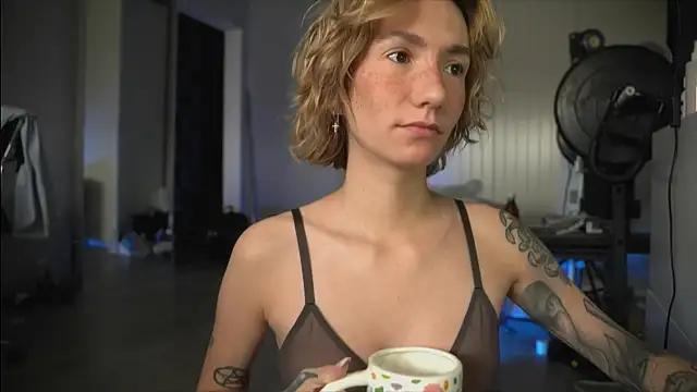 Arianna_Richi from StripChat