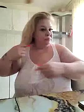AriannaMilf from StripChat