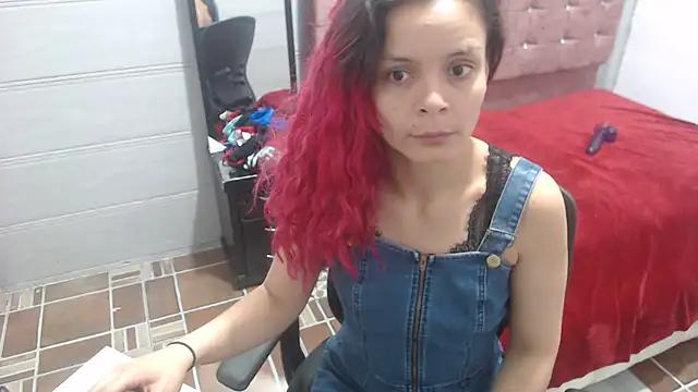 Ariasmithog from StripChat