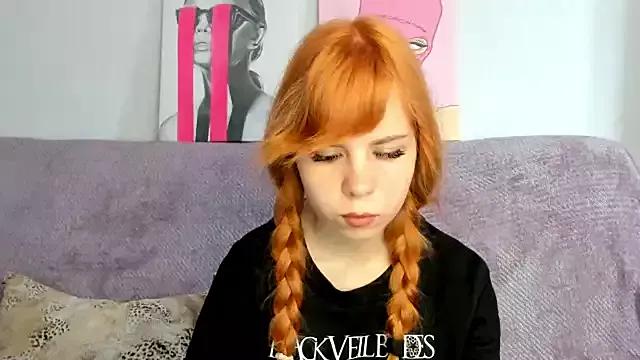 Discover our girls online shows and discover the company of countless livestreamers, with stunning shapes, sex toys and more.