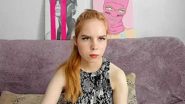 Discover our girls online shows and discover the company of countless livestreamers, with stunning shapes, sex toys and more.