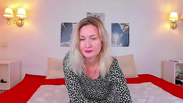 AriFleow webcams show profile image 