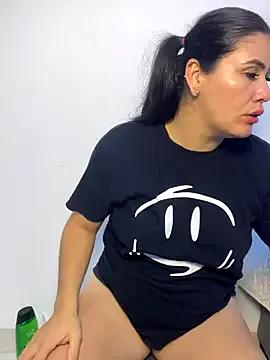AriNovaX from StripChat is Freechat