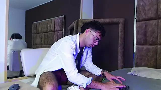 AronWilde webcams show profile image 