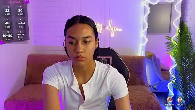 artemiss_tay from StripChat is Freechat
