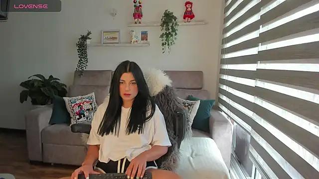 Arya_33 from StripChat