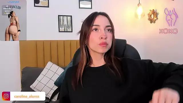 Discover our girls online shows and discover the company of countless livestreamers, with stunning shapes, sex toys and more.