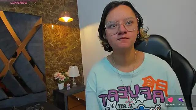 Asami_Hattori from StripChat is Freechat