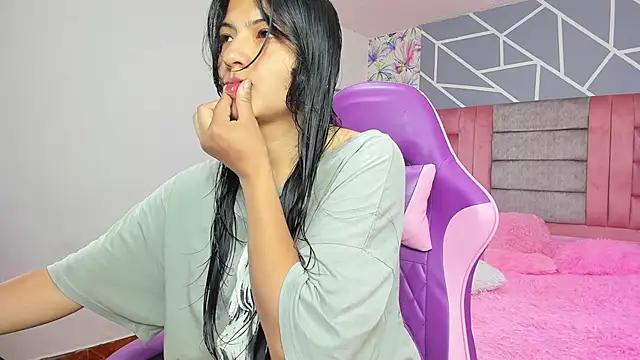 Asaray_T from StripChat