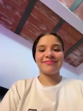 Ashley_and_Zoe from StripChat is Freechat