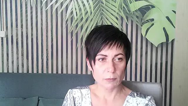 Ashley_Brookss from StripChat is Freechat