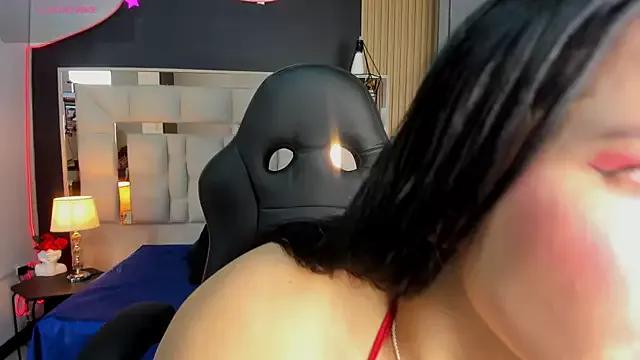 AshleyJoness_ from StripChat is Freechat