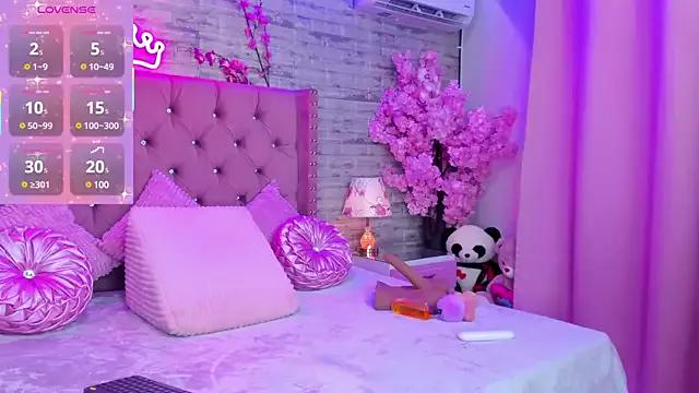 AshleyNelsonn from StripChat is Freechat