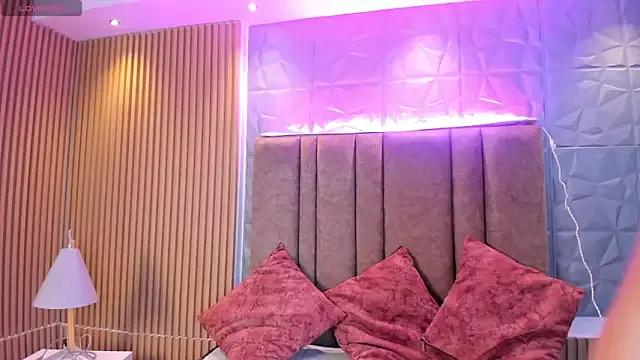 ashleyy_collinss from StripChat is Freechat