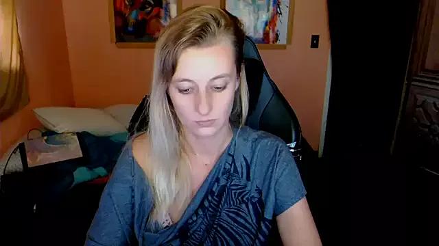 AsiaGoesPro from StripChat