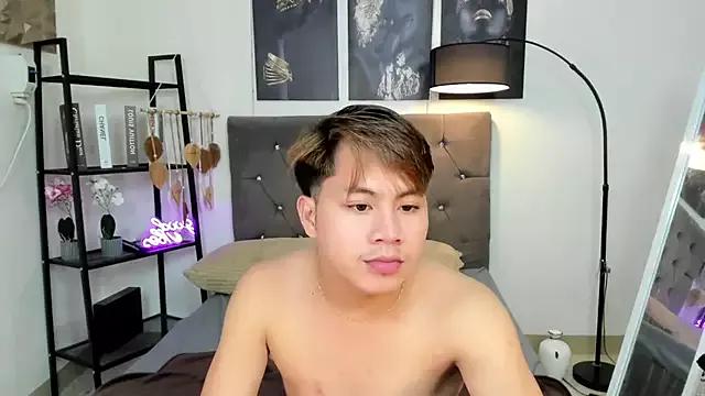 asianfuckerandrei from StripChat