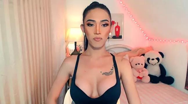 AsianHugecockCarla from StripChat