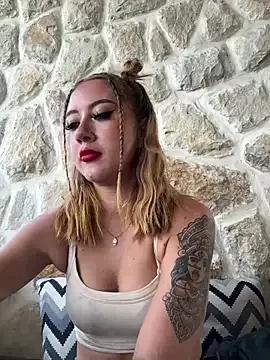 asraifae from StripChat
