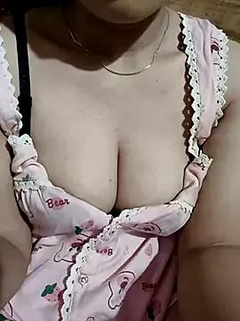 AssAsiancute from StripChat