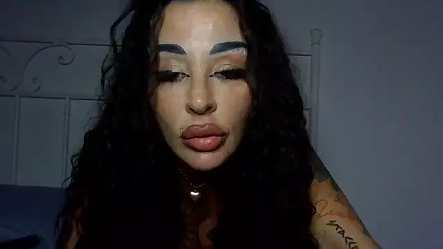 ASSERINAAA from StripChat