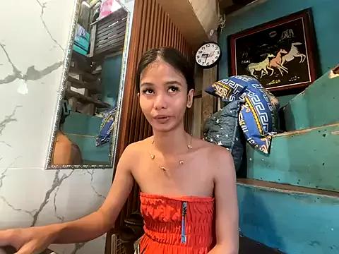 asya_chris from StripChat is Freechat