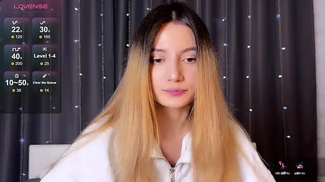 Asya_Fairy from StripChat