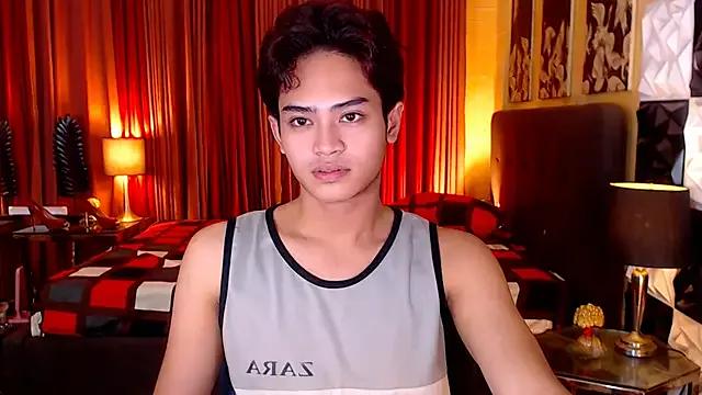 AthisaMooreTS from StripChat is Freechat