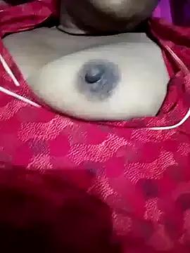 Photos of aunty_sumy from StripChat is Freechat