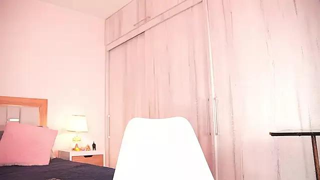 aura_cute from StripChat