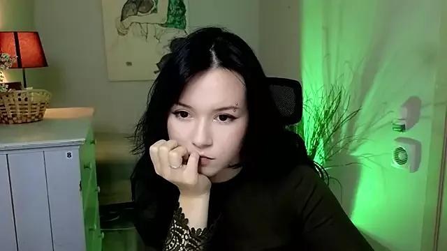 Aurora_Gilbert from StripChat is Freechat