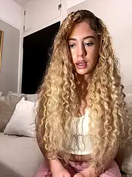 Aurorajadex from StripChat is Freechat