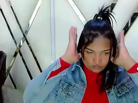 AuroraRoss from StripChat is Freechat