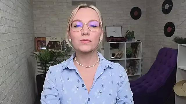 Ava_Aether from StripChat
