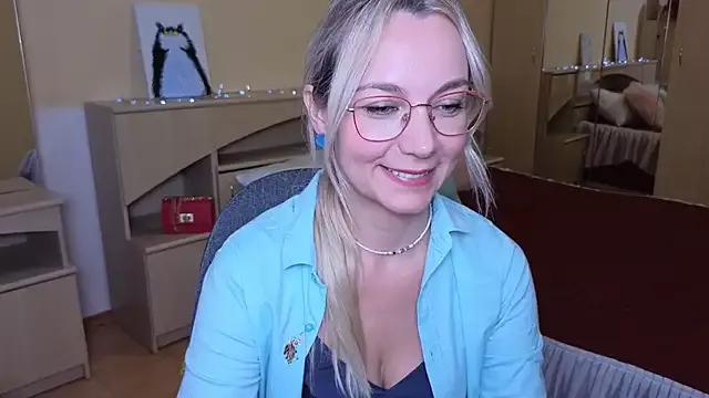 Ava_Aether from StripChat