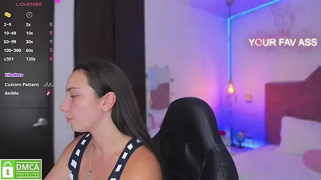 ava_blue from StripChat