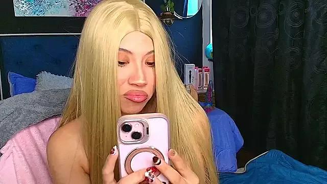 avans_15 from StripChat